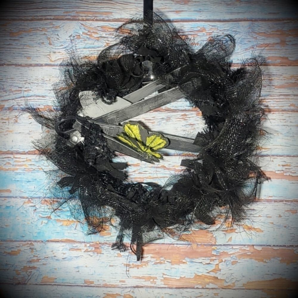 Edward Scissorhands Wreath 90's Themed Movie Wreath